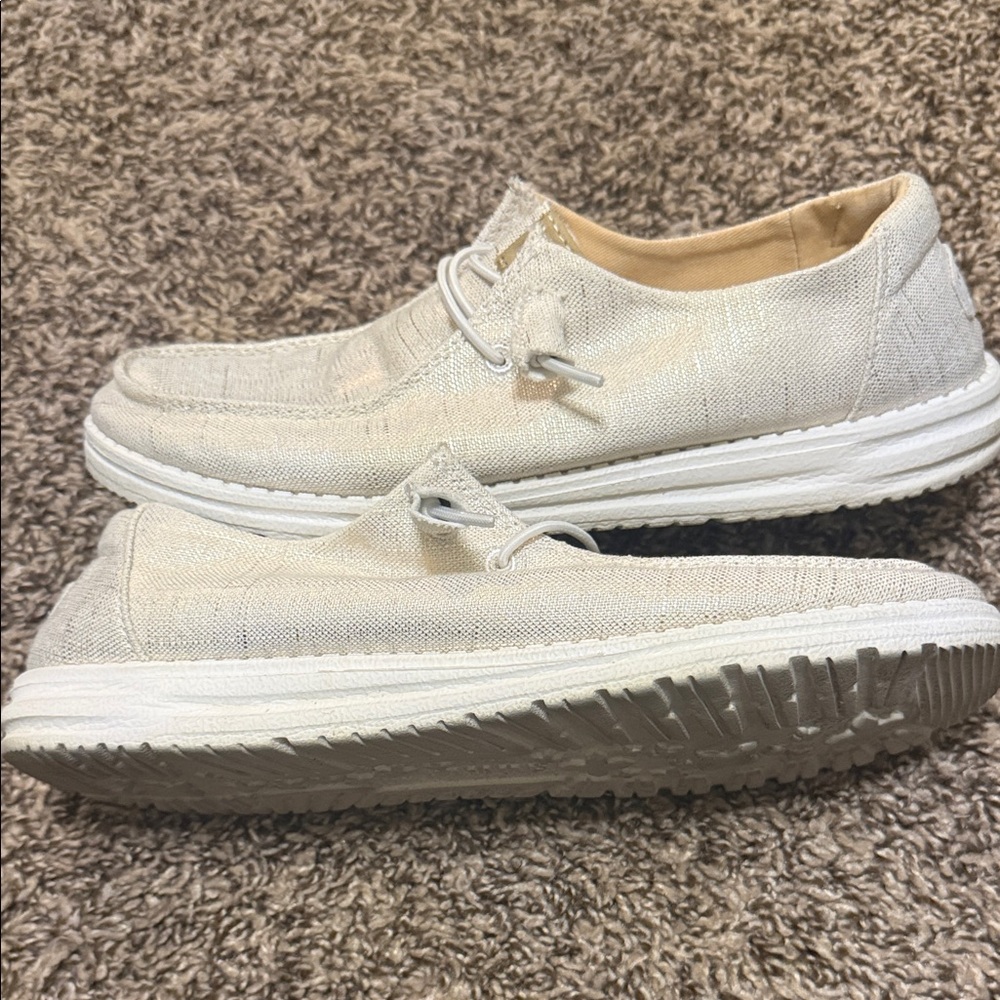 Hey Dude Women's Cream Flats